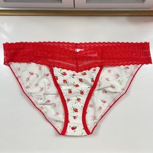 Victoria’s Secret Lace waist, cotton panty NWT L